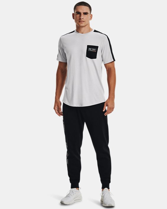 Men's UA Pocket T-Shirt, Gray, pdpMainDesktop image number 2